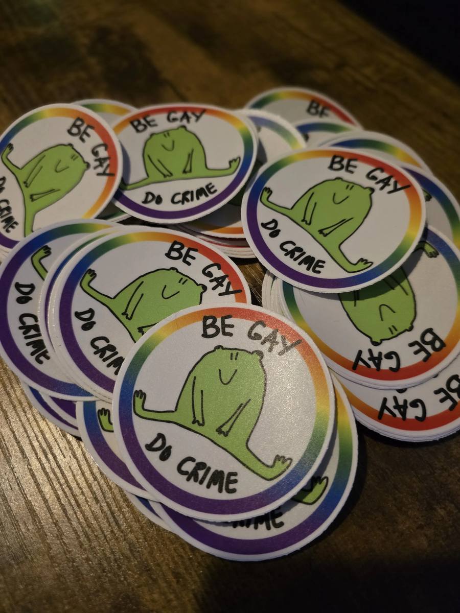 be gay do crime