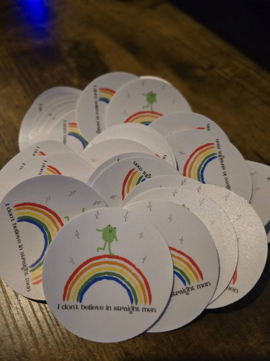 i dont believe in straight men