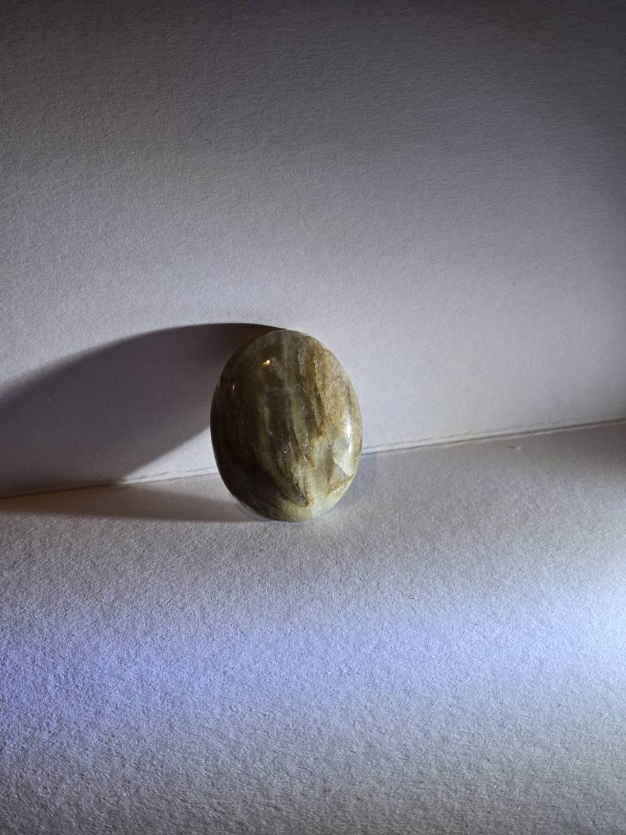 oval agatized beach stone torrey pines — front