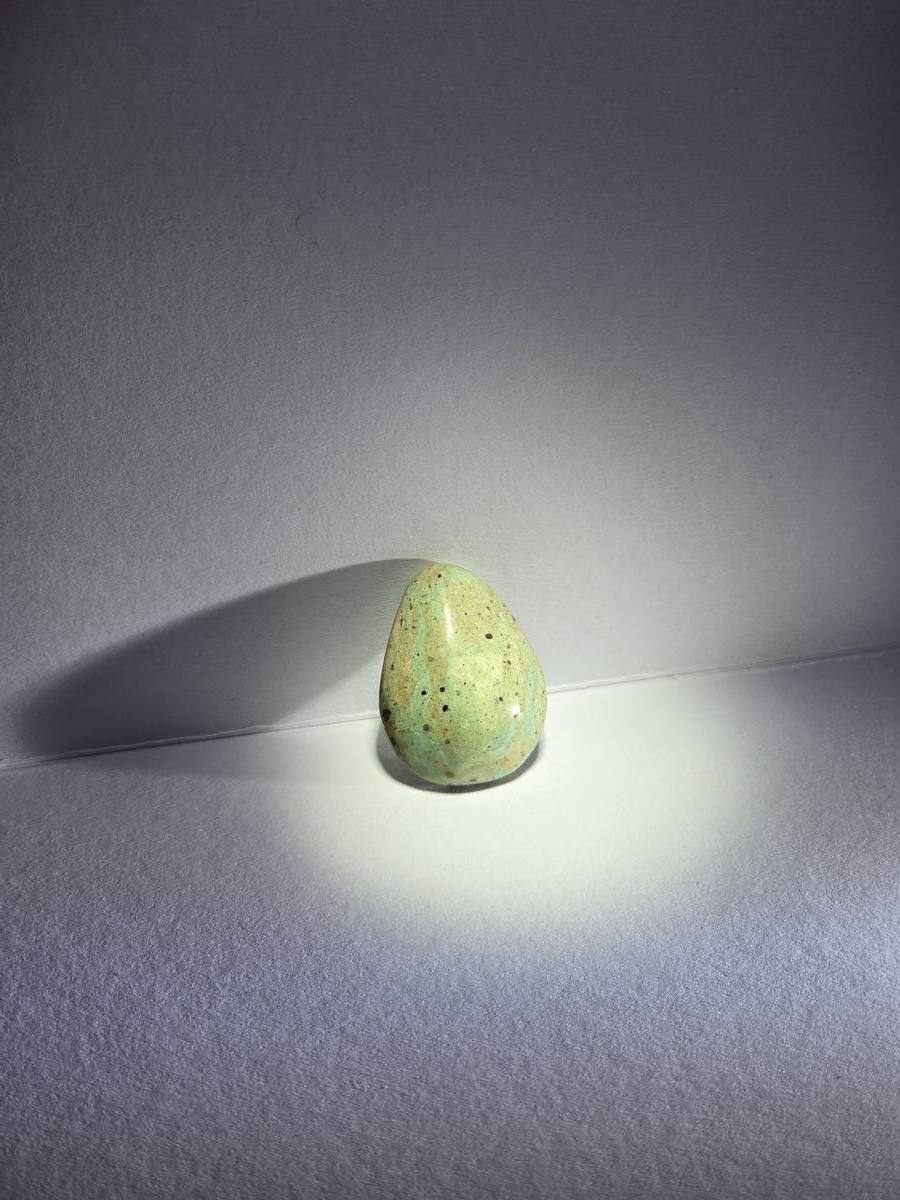 gumdrop chrysocolla in quartz mojave — back